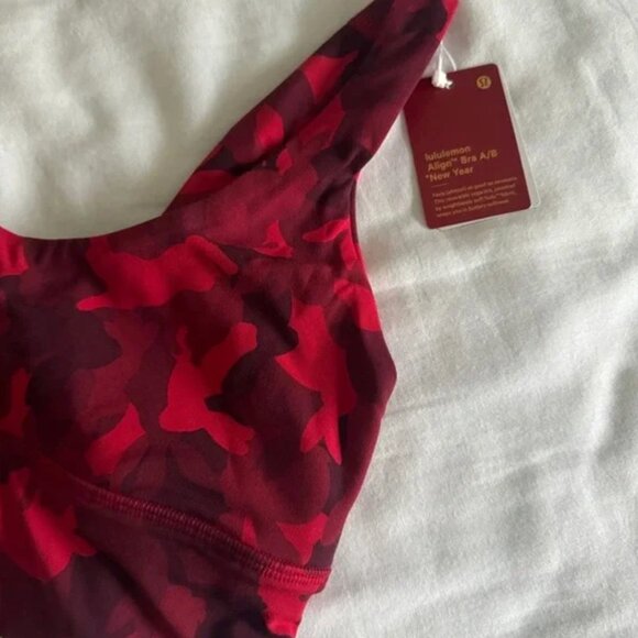 125 Lululemon Align Bra A/B Cup New Year - Rabbit All Over Print Red Multi - Picture 5 of 7